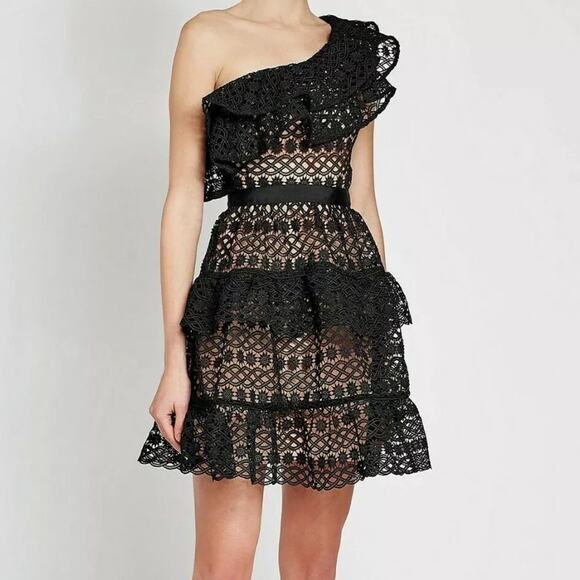Self Portrait Black Tiered Guipure Lace One Shoulder Mini Dress Sz 6 - Picture 1 of 13